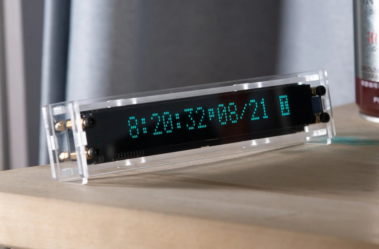 VCK 16 VFD Uhr | Punktmatrix-Vakuum-Fluoreszenzanzeige Tischuhr