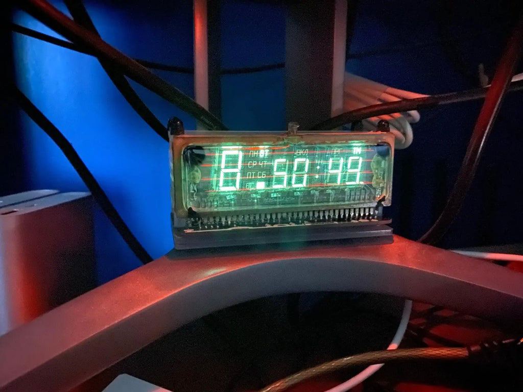 VCK 0658 VIM | ソビエトVFD時計 | LGL Studio