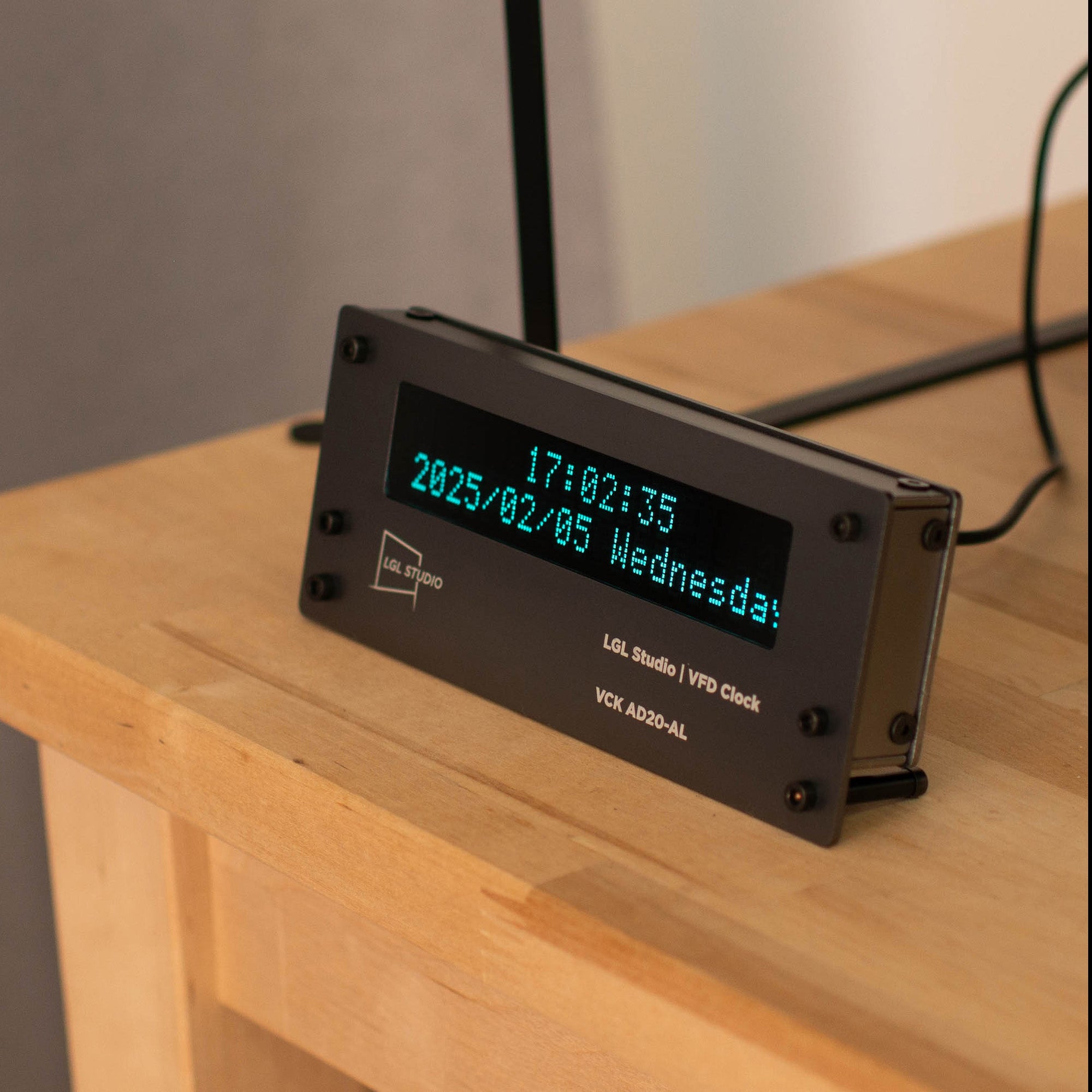 VCK-AD20-AL Vacuum Fluorescent Electronic Clock